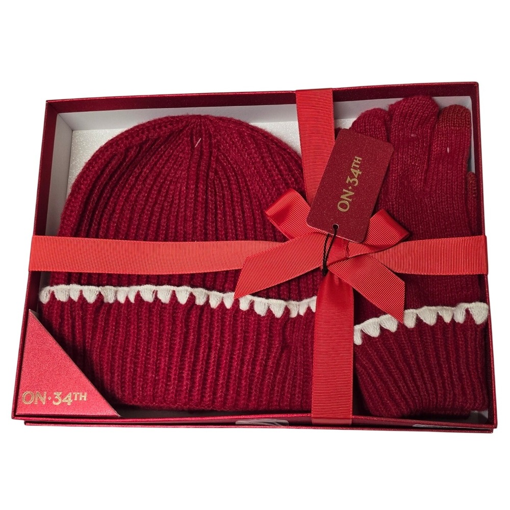 ON 34TH Red Ribbed Knit Beanie and Glove Set with Scallop Trim NWT Gift Box